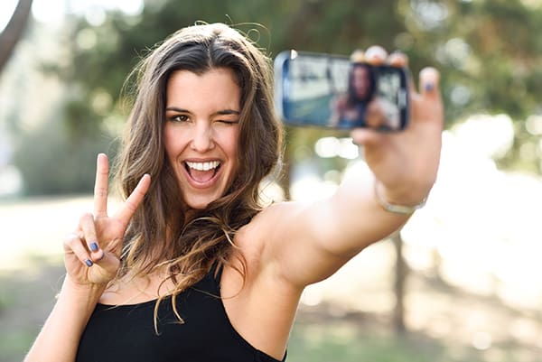 Top 5 Procedures to Improve Your Selfies -